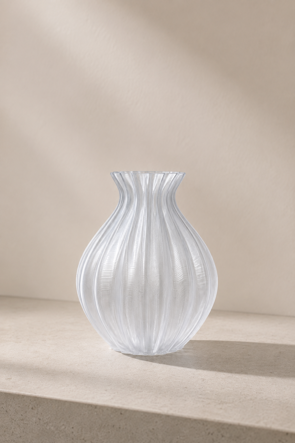 VEIL vase