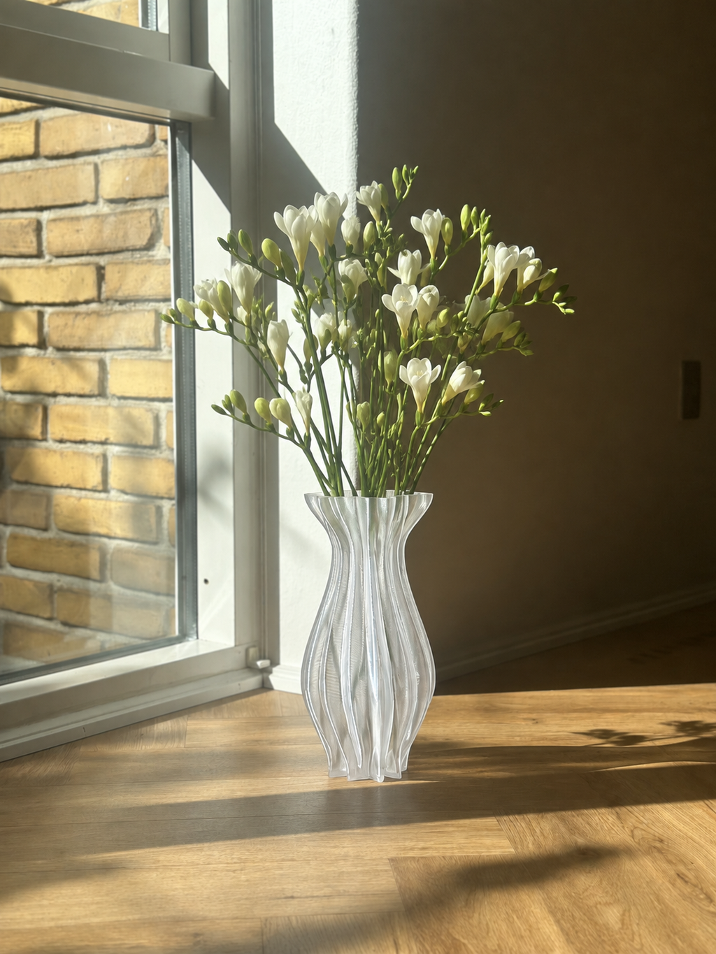 PLEAT vase