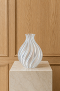 SWIRL vase