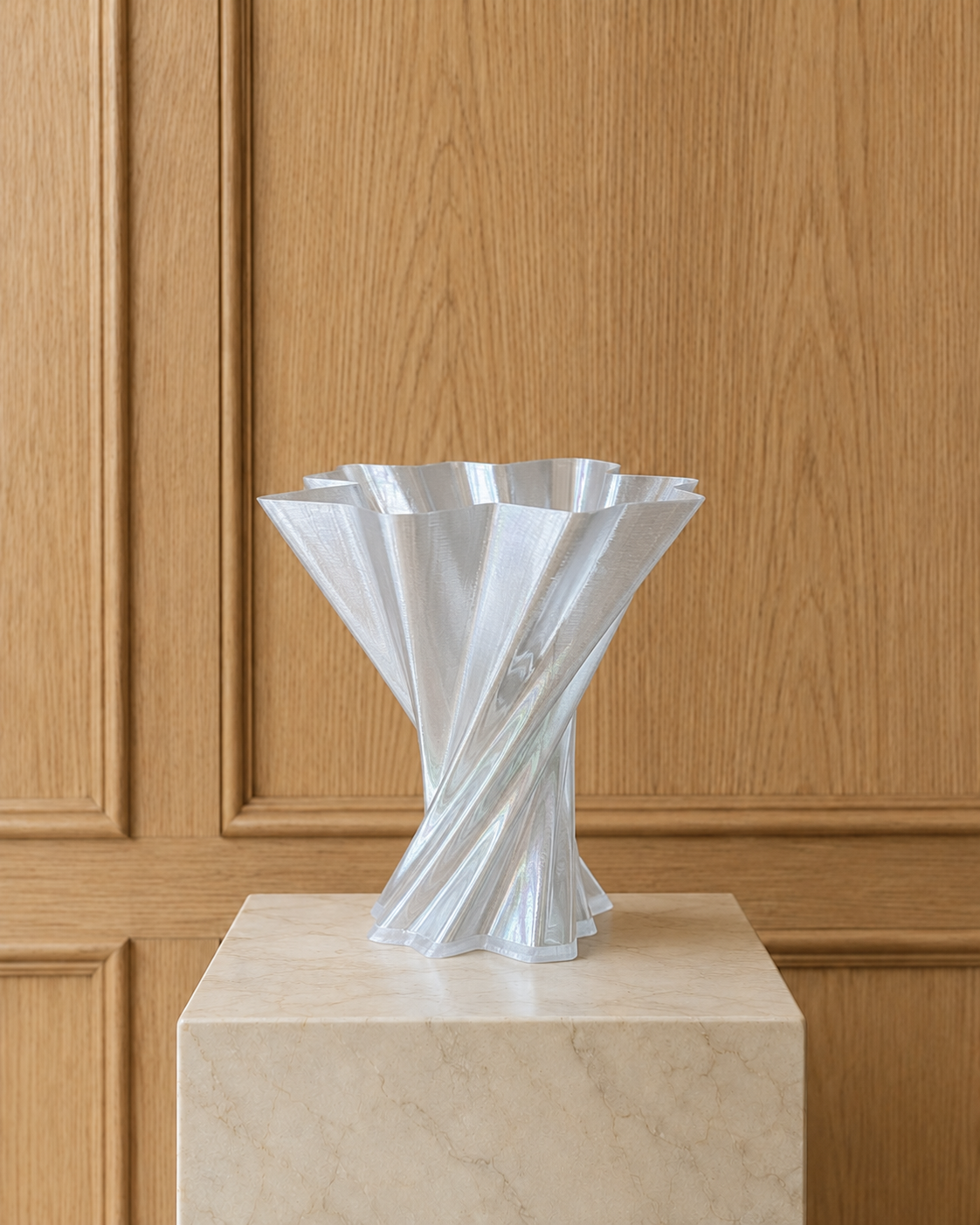 SHELL vase